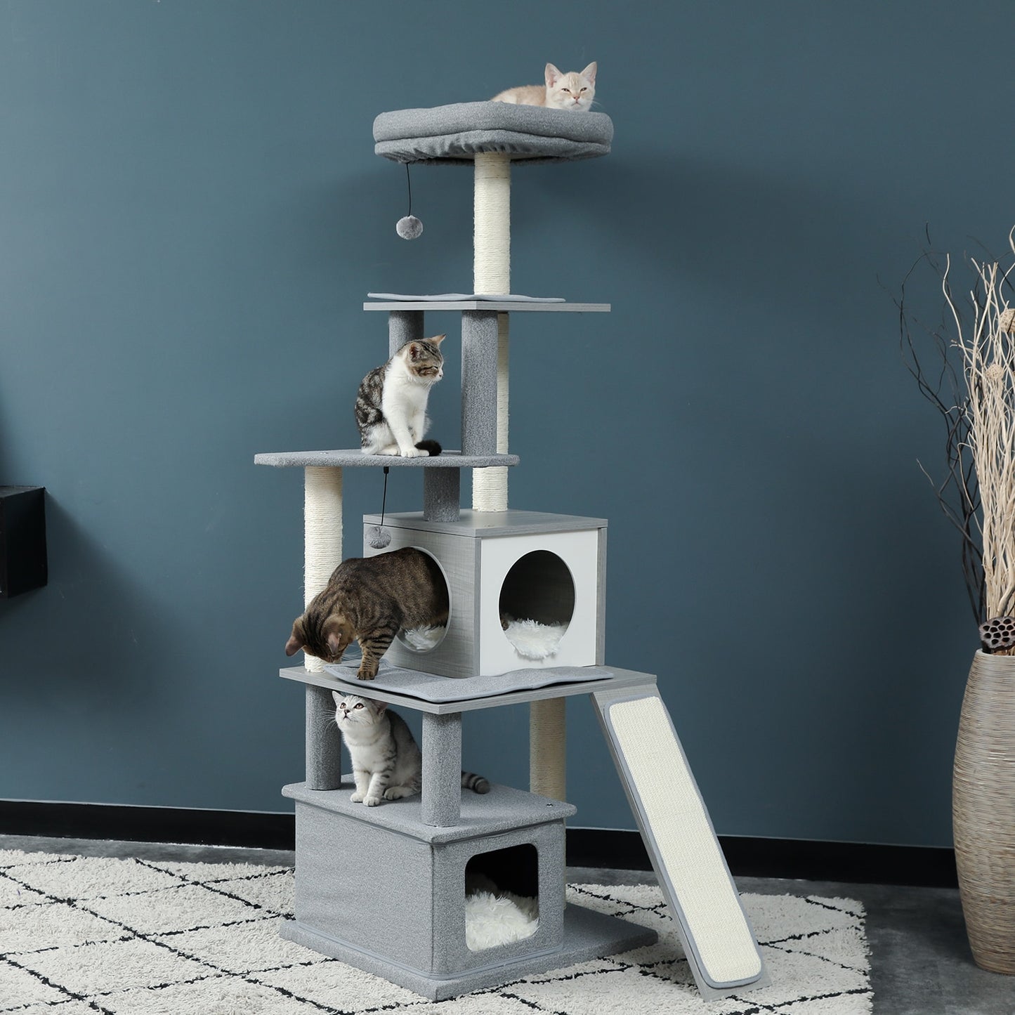 Cats Tree House Condo Activity Center